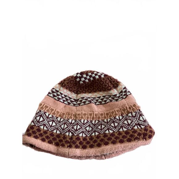 Other - Solmate Socks Cozy Knit Bucket Hat with Fleece Lining